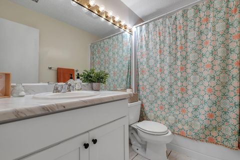 Tiny photo for 2203 Sandpiper Street, Tallahassee, FL 32303 (MLS # 392359)