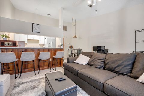 Tiny photo for 2203 Sandpiper Street, Tallahassee, FL 32303 (MLS # 392359)