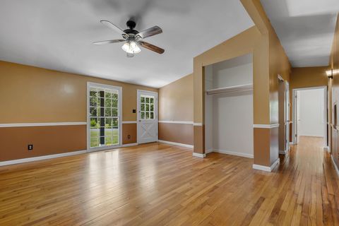 Tiny photo for 2008 Scenic Road, Tallahassee, FL 32303 (MLS # 394978)