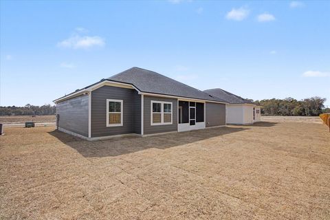 Tiny photo for 124 Divine Loop, Crawfordville, FL 32327 (MLS # 397814)