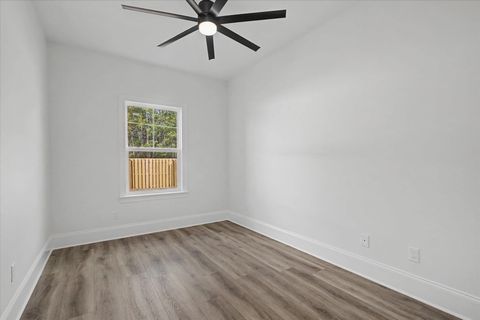Tiny photo for 124 Divine Loop, Crawfordville, FL 32327 (MLS # 397814)