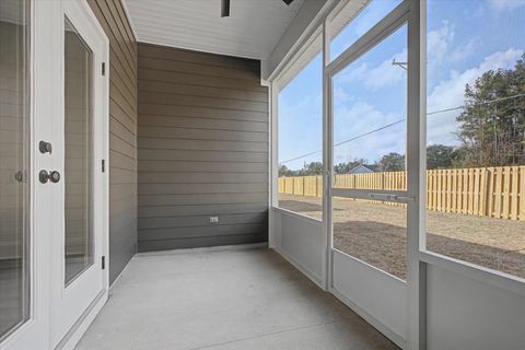 Tiny photo for 124 Divine Loop, Crawfordville, FL 32327 (MLS # 397814)