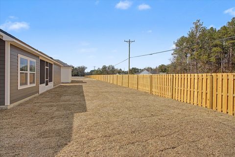 Tiny photo for 124 Divine Loop, Crawfordville, FL 32327 (MLS # 397814)