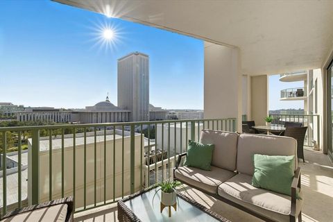 Tiny photo for 300 S DUVAL Street #1108, Tallahassee, FL 32301 (MLS # 399425)