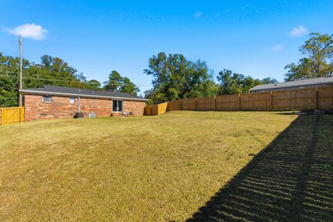 Tiny photo for 1433 Alabama Street, Tallahassee, FL 32304 (MLS # 393112)