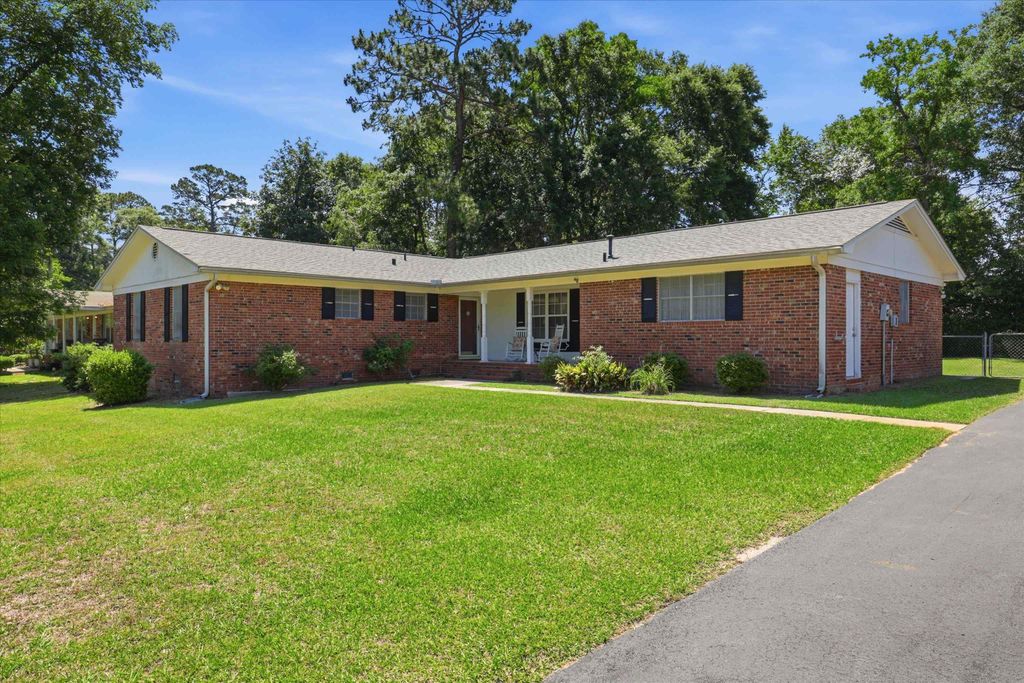 Photo of 3025 Corrib Drive, Tallahassee, FL 32309 (MLS # 399605)