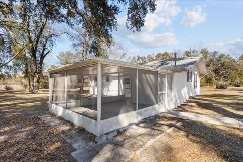 Tiny photo for 172 SE Dees Court, Mayo, FL 32066 (MLS # 396191)