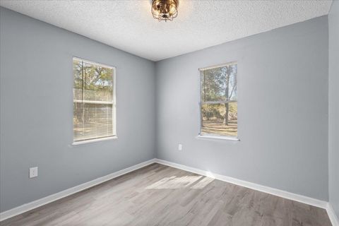 Tiny photo for 172 SE Dees Court, Mayo, FL 32066 (MLS # 396191)