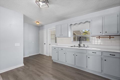 Tiny photo for 172 SE Dees Court, Mayo, FL 32066 (MLS # 396191)