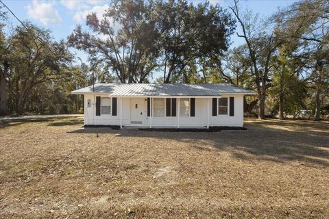 Tiny photo for 172 SE Dees Court, Mayo, FL 32066 (MLS # 396191)