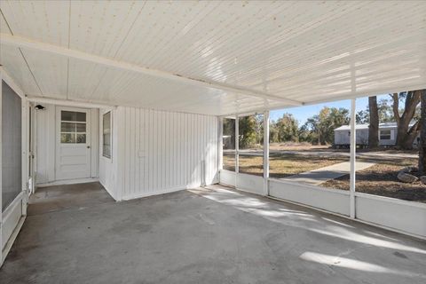 Tiny photo for 172 SE Dees Court, Mayo, FL 32066 (MLS # 396191)