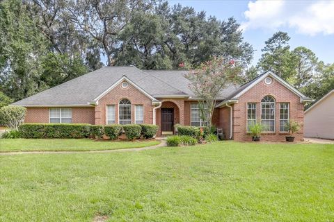 Photo of 3486 Colonnade Drive, Tallahassee, FL 32309 (MLS # 389359)