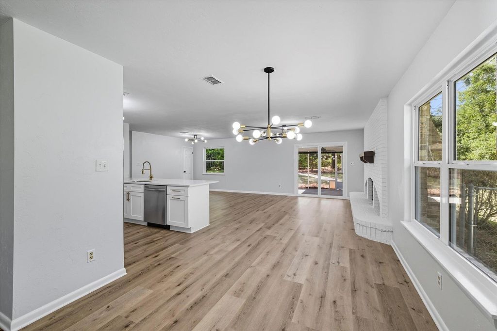 Photo of 4028 Ardara Drive Dr, Tallahassee, FL 32309 (MLS # 392356)