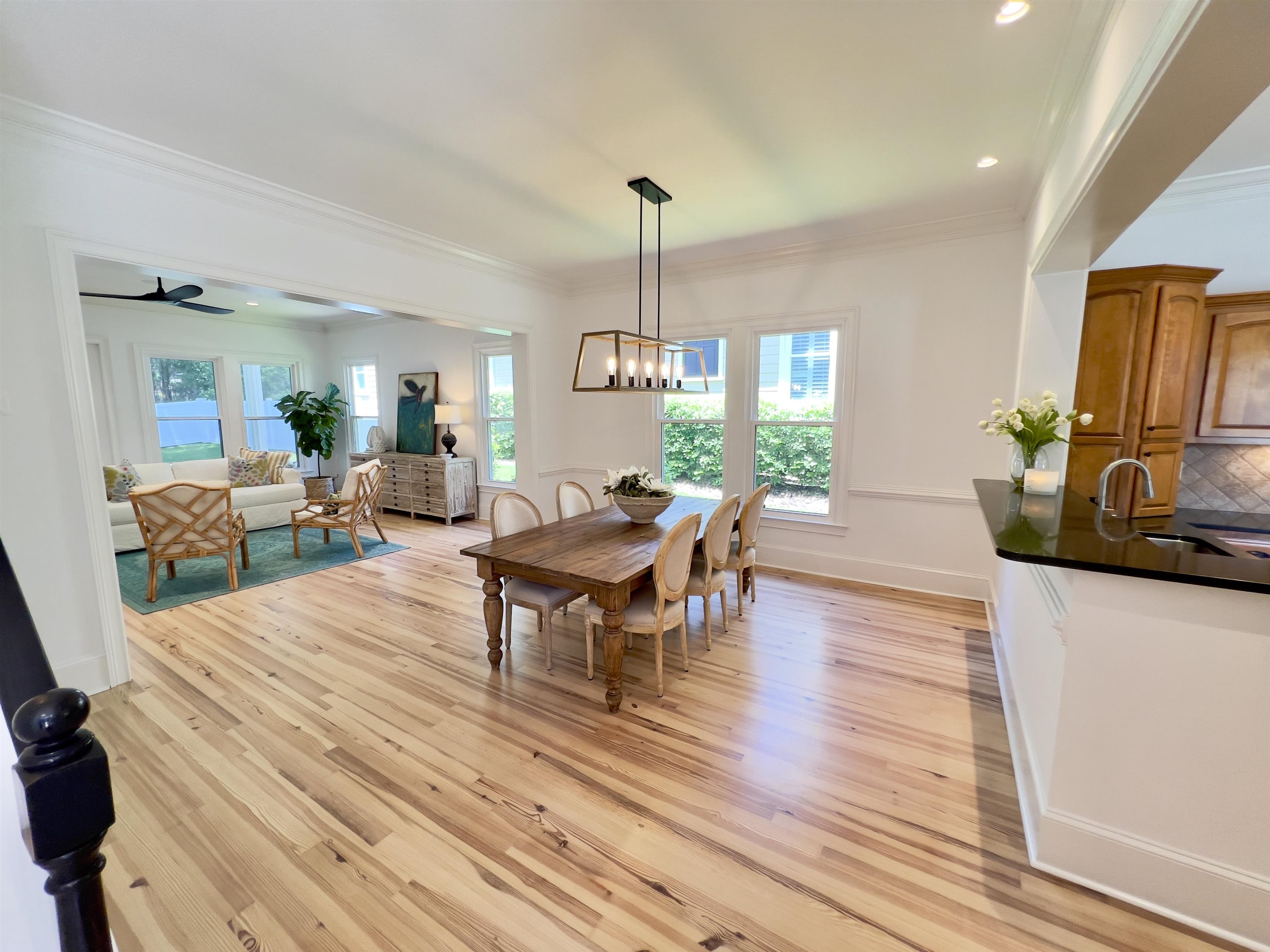5718 Roanoke Trail