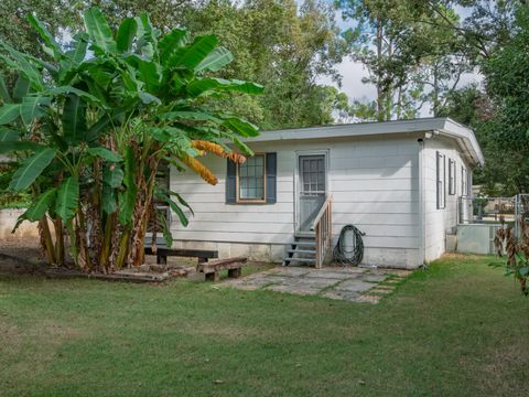 Tiny photo for 1649 Mayhew Street, Tallahassee, FL 32304 (MLS # 391638)