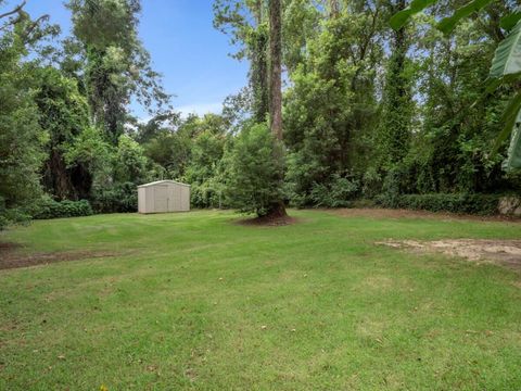 Tiny photo for 1649 Mayhew Street, Tallahassee, FL 32304 (MLS # 391638)