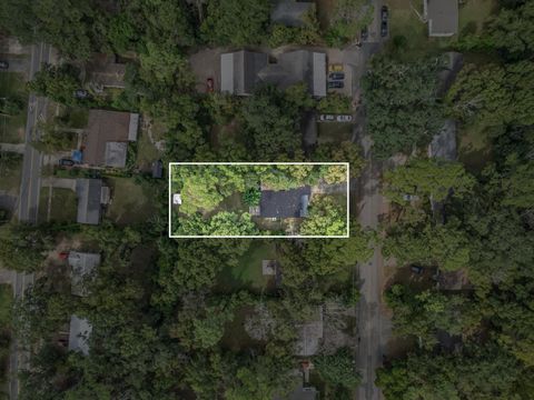 Tiny photo for 1649 Mayhew Street, Tallahassee, FL 32304 (MLS # 391638)