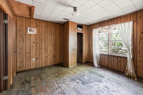 Tiny photo for 9710 Apalachee Parkway, Tallahassee, FL 32301 (MLS # 398479)