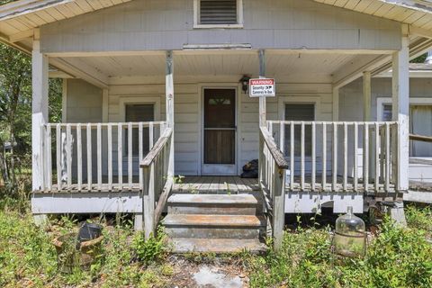 Tiny photo for 9710 Apalachee Parkway, Tallahassee, FL 32301 (MLS # 398479)