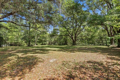 Tiny photo for 9710 Apalachee Parkway, Tallahassee, FL 32301 (MLS # 398479)