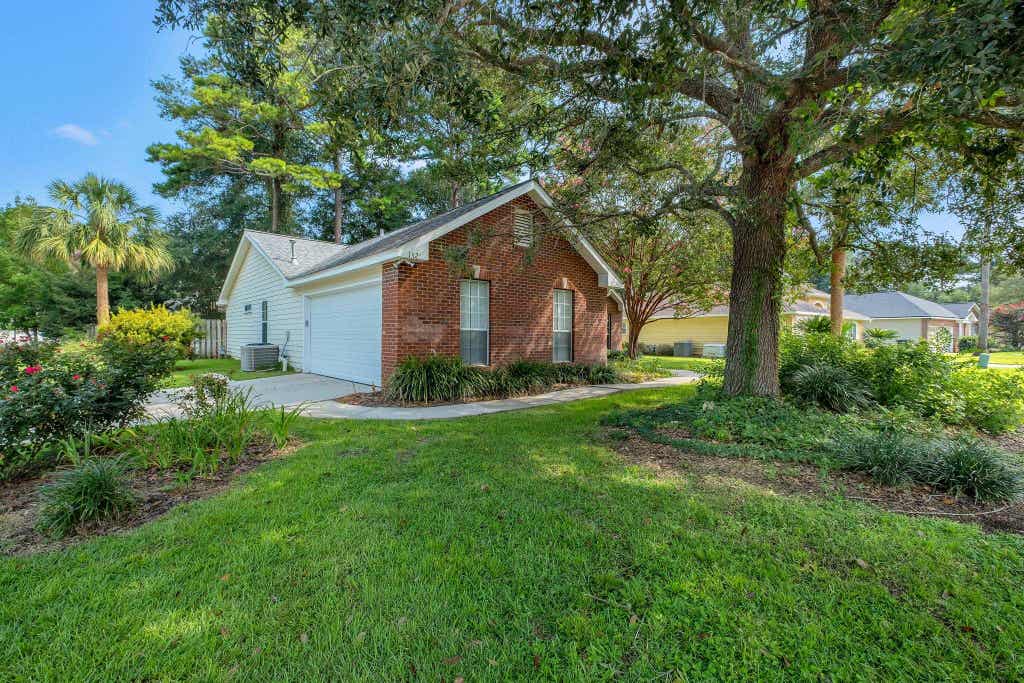 Photo of 1328 Old Village Road, Tallahassee, FL 32309 (MLS # 403099)