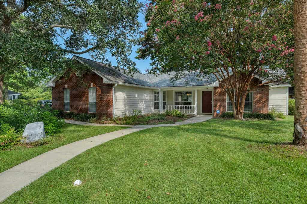 Photo of 1328 Old Village Road, Tallahassee, FL 32309 (MLS # 403099)