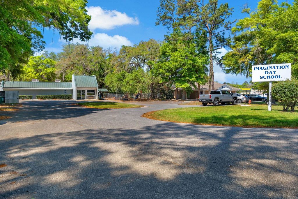 Photo of 3472 N MONROE Street, Tallahassee, FL 32303 (MLS # 398911)