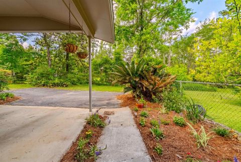 Tiny photo for 3164 LAKESHORE Drive, Tallahassee, FL 32312 (MLS # 400278)