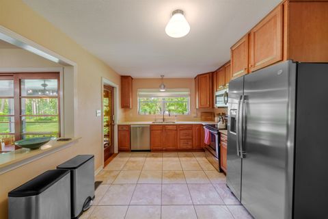 Tiny photo for 3164 LAKESHORE Drive, Tallahassee, FL 32312 (MLS # 400278)