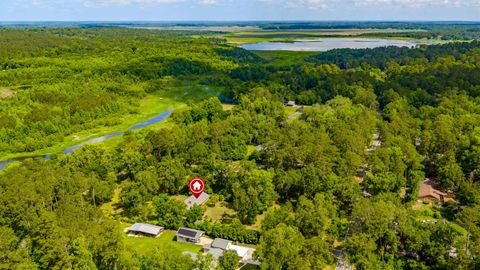 Tiny photo for 3164 LAKESHORE Drive, Tallahassee, FL 32312 (MLS # 400278)