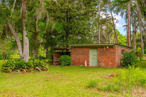 Tiny photo for 3164 LAKESHORE Drive, Tallahassee, FL 32312 (MLS # 400278)
