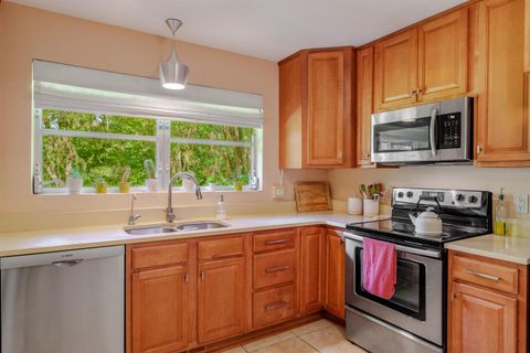 Tiny photo for 3164 LAKESHORE Drive, Tallahassee, FL 32312 (MLS # 400278)