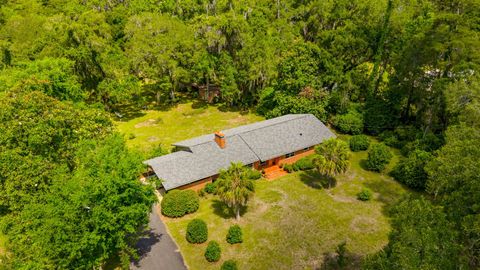 Tiny photo for 3164 LAKESHORE Drive, Tallahassee, FL 32312 (MLS # 400278)