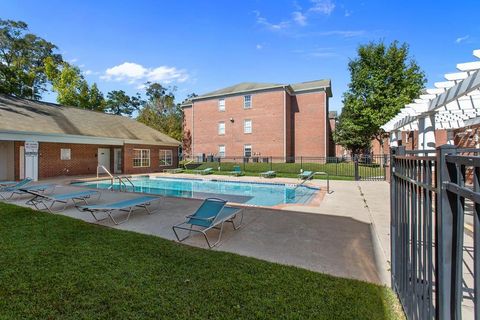 Photo of 3000 S Adams Street #213, Tallahassee, FL 32301 (MLS # 399324)