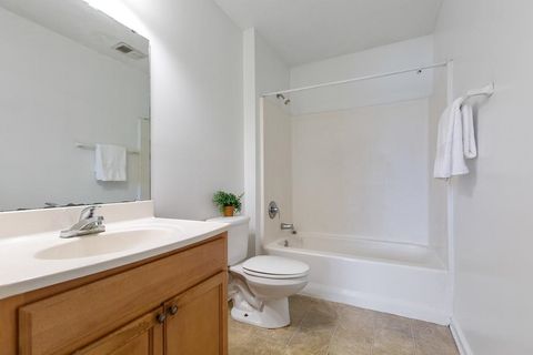 Tiny photo for 3000 S Adams Street #213, Tallahassee, FL 32301 (MLS # 399324)