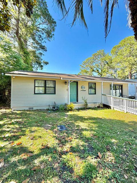 2521 Florida Avenue Lanark Village FL 32323