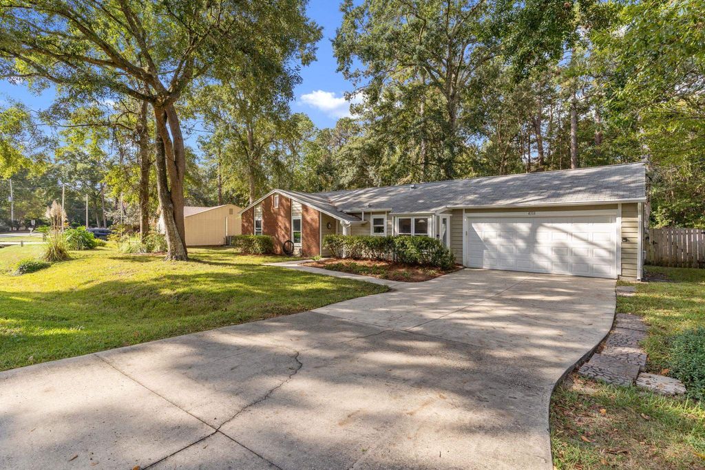 Photo of 4318 Snoopy Lane, Tallahassee, FL 32303 (MLS # 392063)