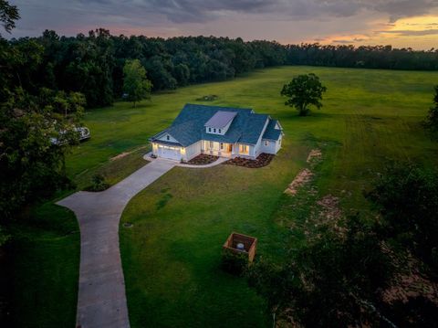 Photo of 3998 W W Kelley Road, Tallahassee, FL 32311 (MLS # 402109)
