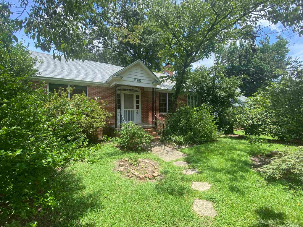 Photo of 518 Mcdaniel Street, Tallahassee, FL 32303 (MLS # 393346)