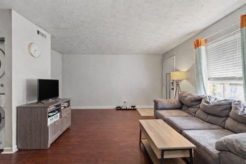 Tiny photo for 2020 Continental Avenue #135, Tallahassee, FL 32304 (MLS # 394919)