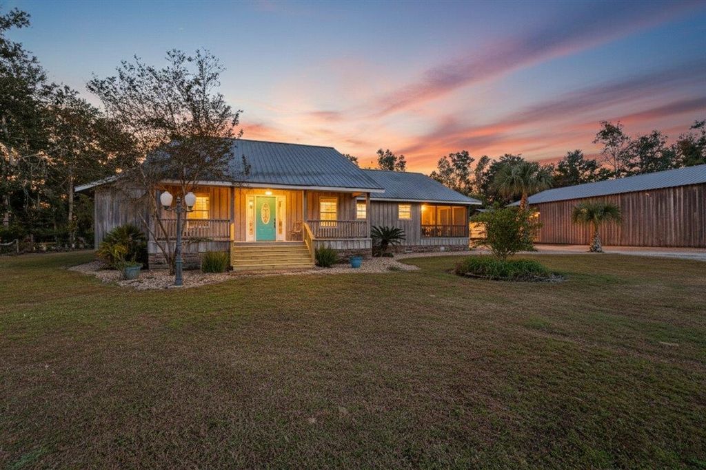 Photo of 218 SE THIRTEENTH Street, Steinhatchee, FL 32359 (MLS # 394123)