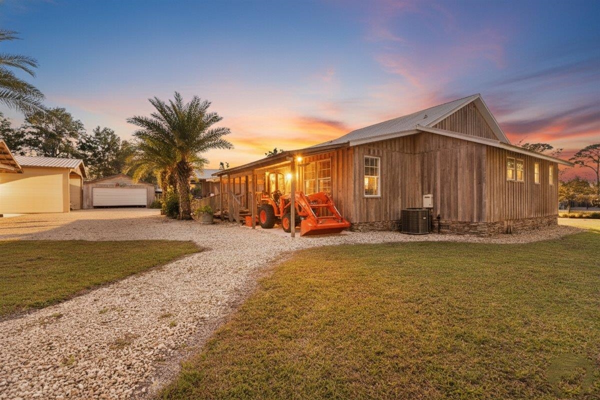 218 SE THIRTEENTH Street