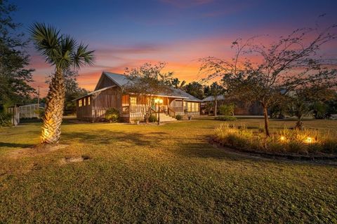 Photo of 218 SE THIRTEENTH Street, Steinhatchee, FL 32359 (MLS # 394123)