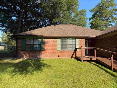 Tiny photo for 432 Merlin Way, Tallahassee, FL 32301 (MLS # 402111)