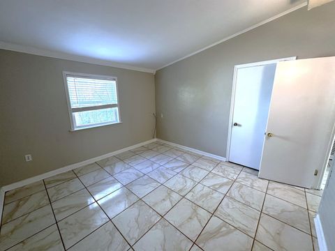 Tiny photo for 2917 Mission Road, Tallahassee, FL 32304 (MLS # 397295)