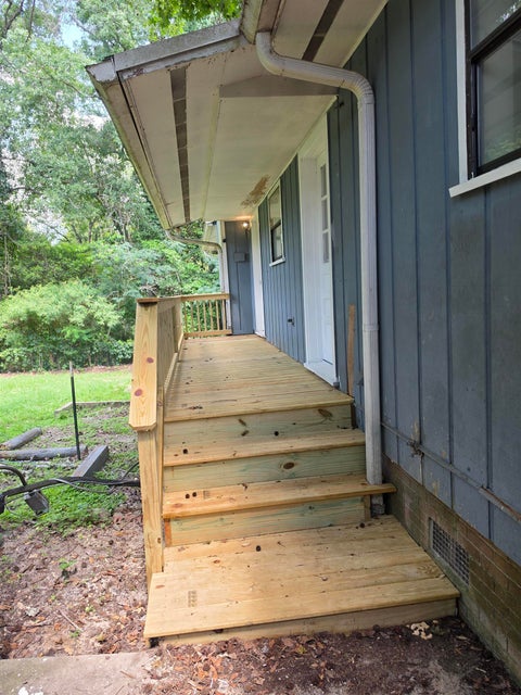 Tiny photo for 1734 RAY Road, Tallahassee, FL 32303 (MLS # 401908)