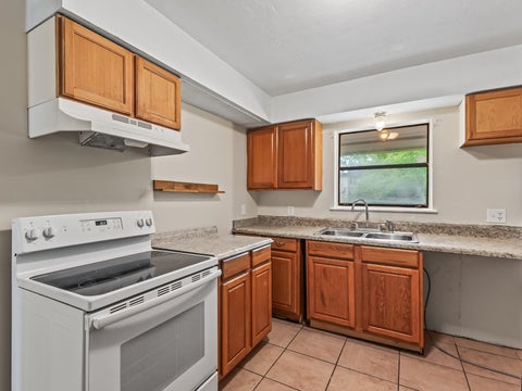 Tiny photo for 1734 RAY Road, Tallahassee, FL 32303 (MLS # 401908)
