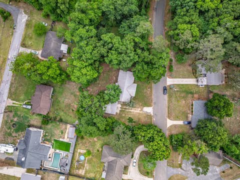 Tiny photo for 1734 RAY Road, Tallahassee, FL 32303 (MLS # 401908)