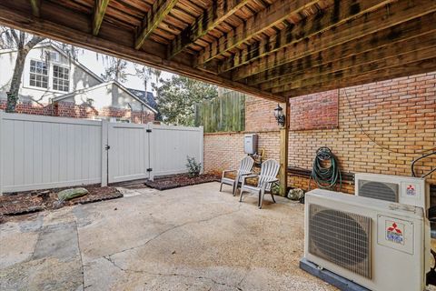 Tiny photo for 205 N MERIDIAN Street, Tallahassee, FL 32301 (MLS # 396382)