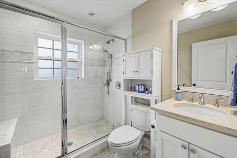 Tiny photo for 205 N MERIDIAN Street, Tallahassee, FL 32301 (MLS # 396382)